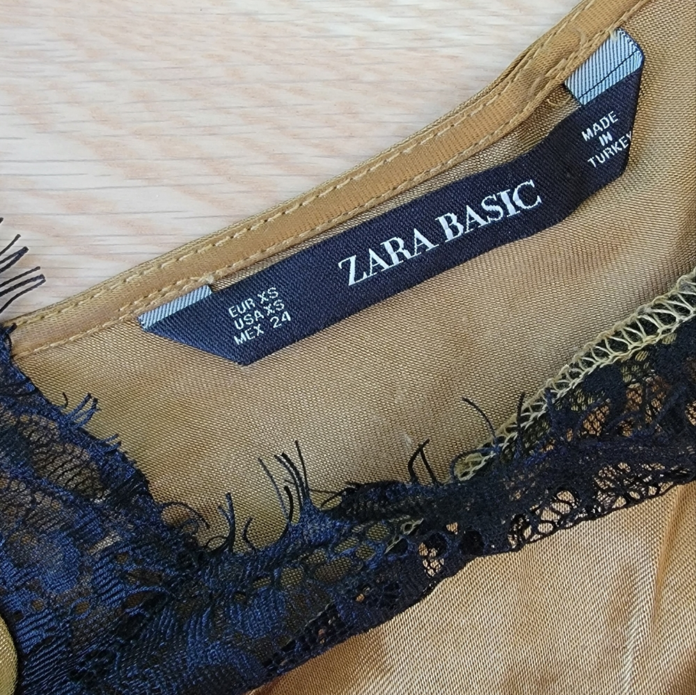 Lace cami - Picture 3 of 3